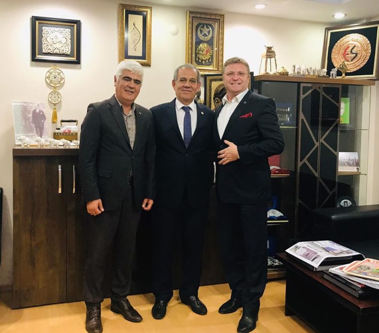 Türkiye Gazeteciler Federasyonu Genel Başkanı Yılmaz KARACA’dan Odamıza Anlamlı Ziyaret